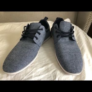 Men’s Casual Shoes